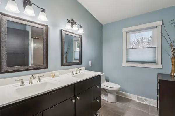 $834,900 | W10126 Schiefelbein Road, Poynette, WI 53955