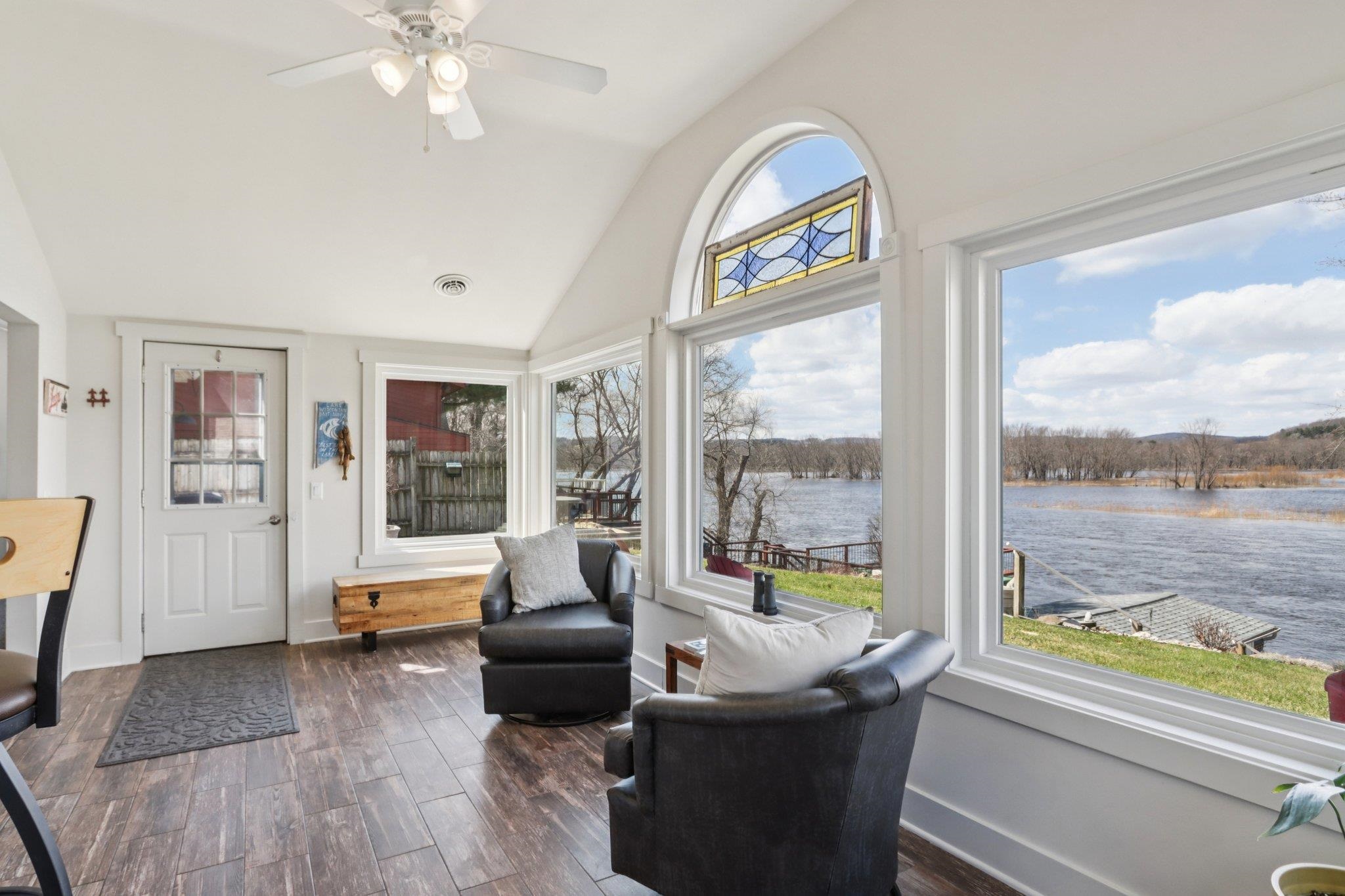 W10126 Schiefelbein Road Poynette, WI 53955 - Photo 7 of 42