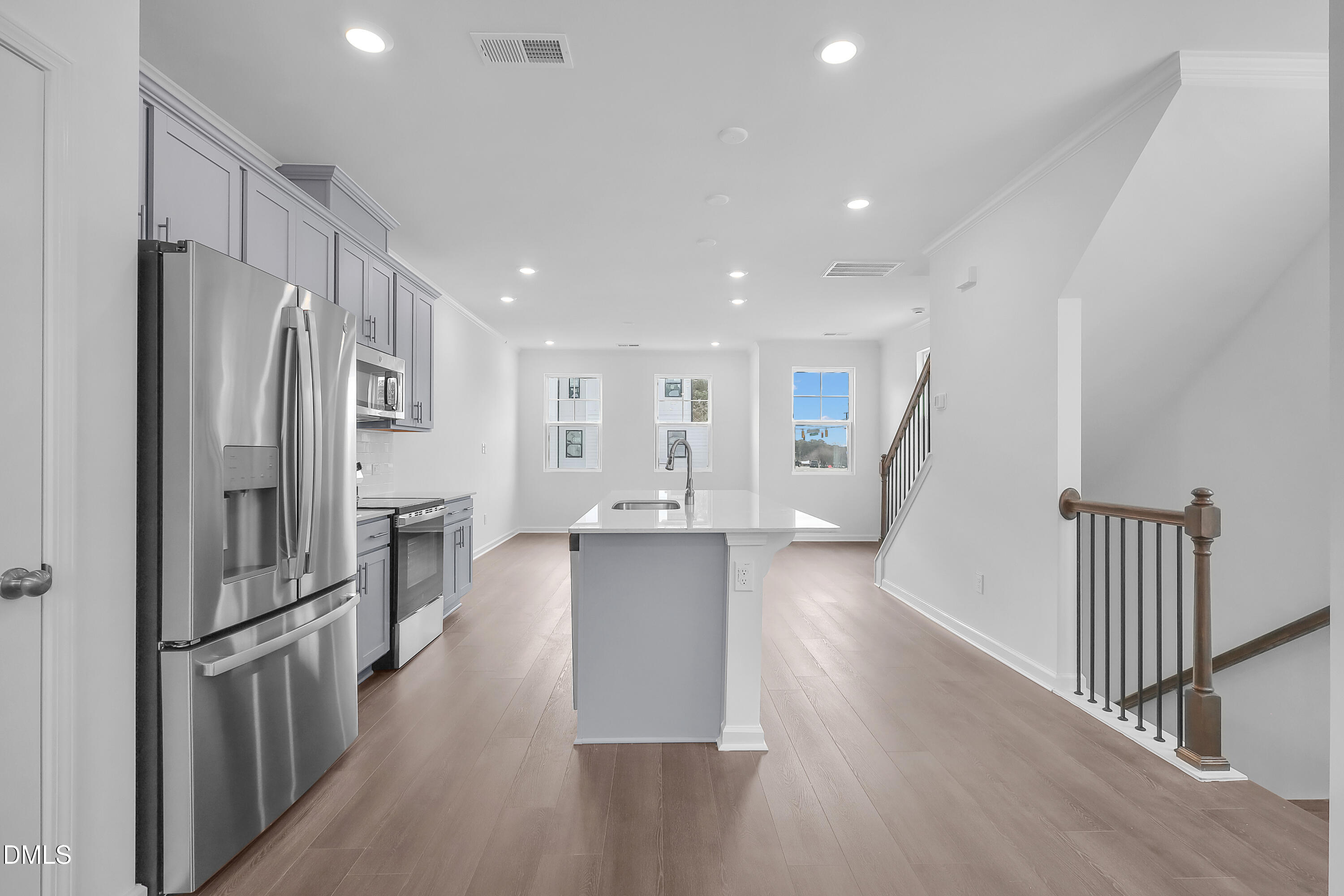 3601 Elm Grv Lane Raleigh, NC 27604 - Photo 6 of 54 SUN_ElmGrove_Pic_Wyatt_Kitchen_4of7