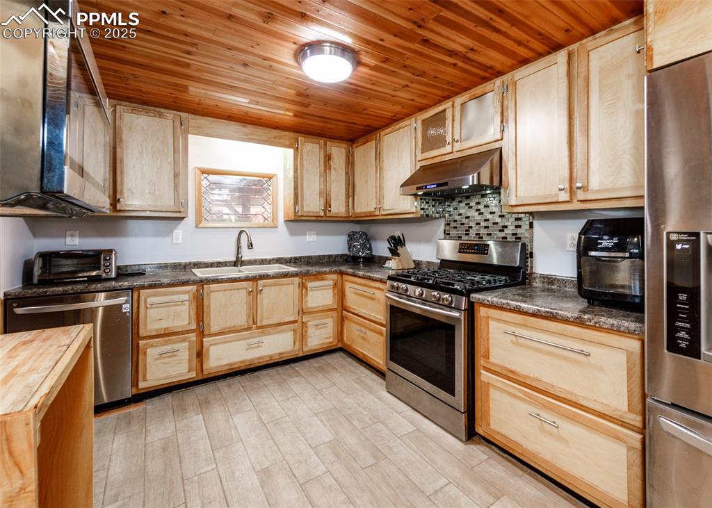 612 9th Street Fowler, CO 81039 - Photo 14 of 45