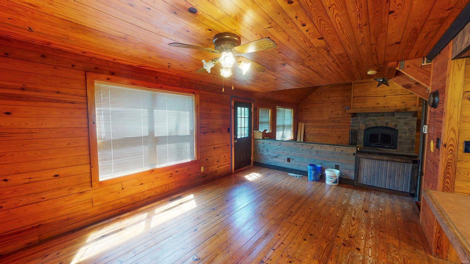 23275 Double Arch Road New Douglas, IL 62074 - Photo 14 of 37 Gallery Image 14