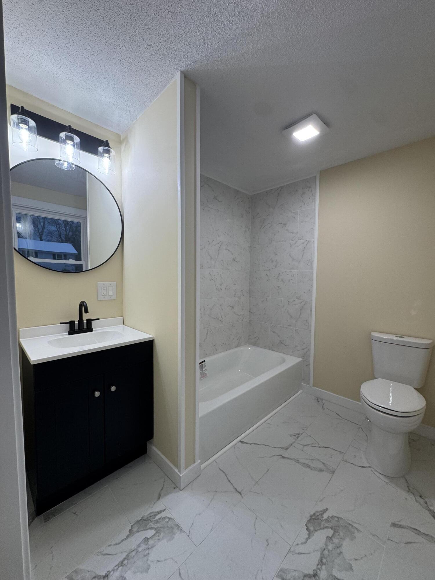 6 Phillip Street Scarborough, ME 04074 - Photo 16 of 21 Primary full bath