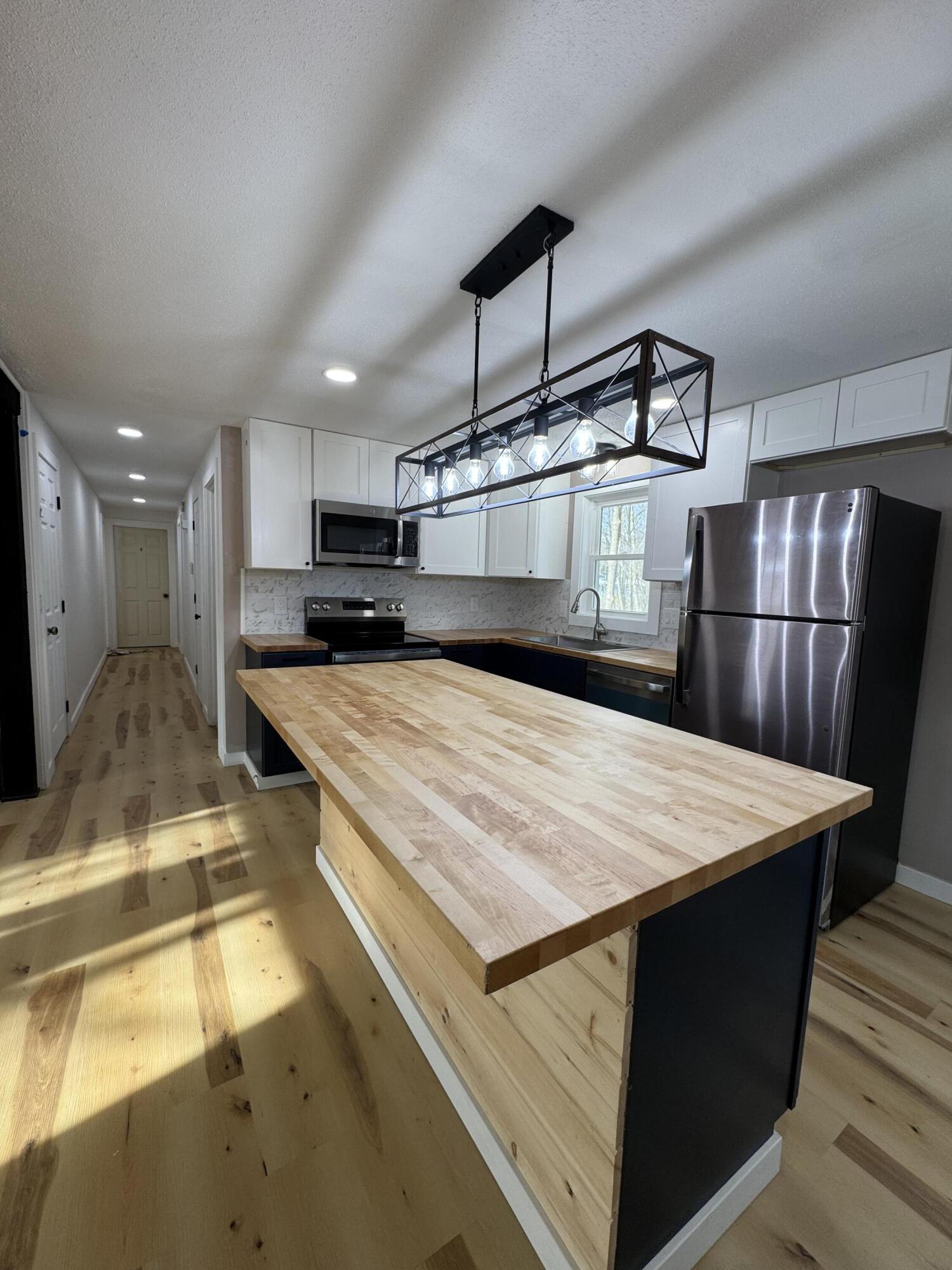 6 Phillip Street Scarborough, ME 04074 - Photo 9 of 21 IMG_5466