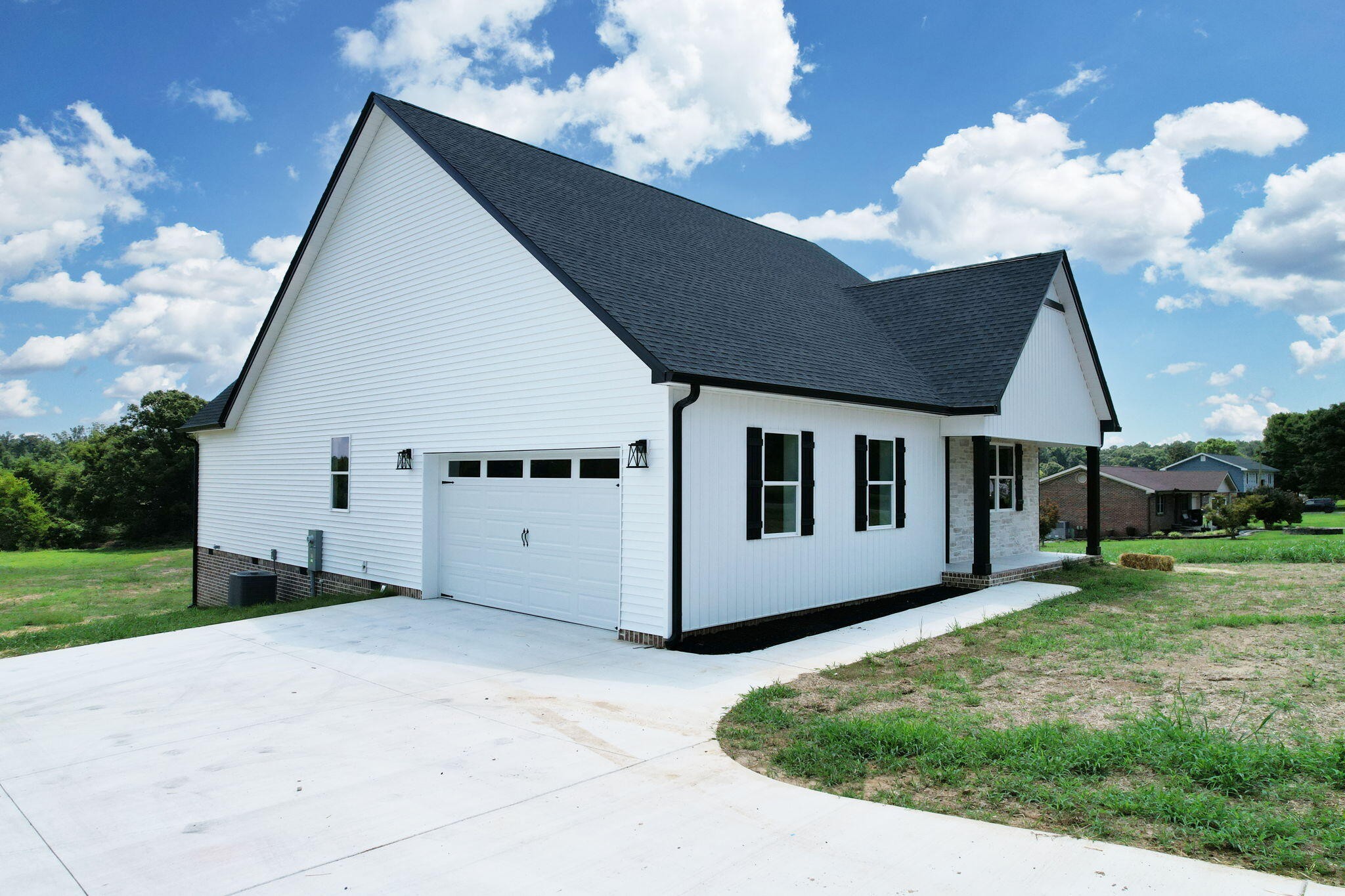 5301 Trewhitt Road Southeast Cleveland, TN 37323 - Photo 3 of 39 Gallery Image 3