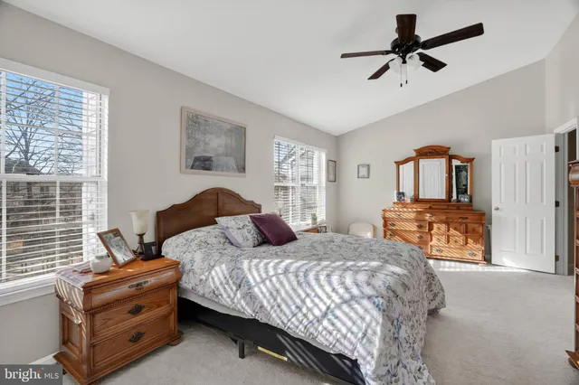 $530,000 | 5327 Chase Lions Way, Columbia, MD 21044