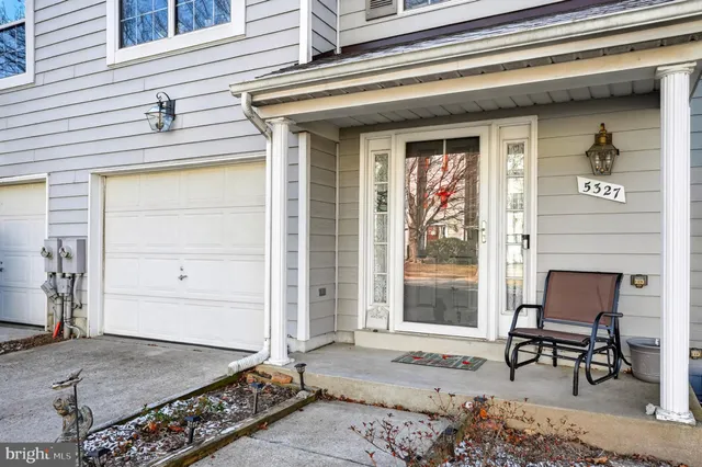 $530,000 | 5327 Chase Lions Way, Columbia, MD 21044