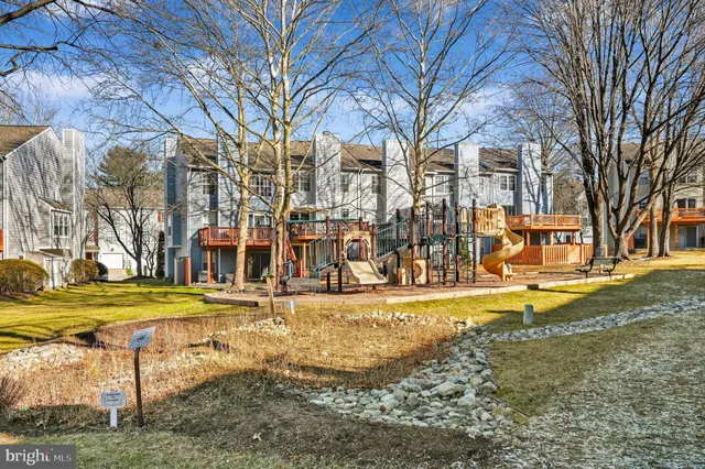 $530,000 | 5327 Chase Lions Way, Columbia, MD 21044