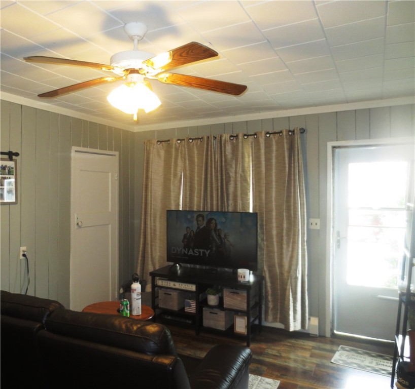 22 Woonsocket Hill Road North Smithfield, RI 02896 - Photo 6 of 18