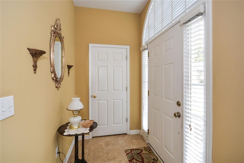 1471 Settlers Walk Way, Unit 5 Marietta, GA 30060 - Photo 3 of 29 a view of a bathroom with a shower
