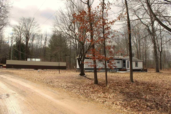 $51,900 | 2562 Sterling Truck Trail, Alger, MI 48610