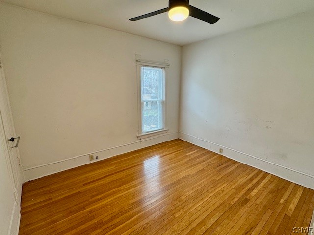 521 Main Street Oneida, NY 13421 - Photo 23 of 31 Upstairs- Bedroom #2 with closet