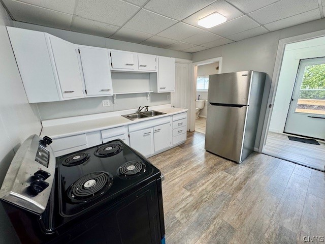521 Main Street Oneida, NY 13421 - Photo 6 of 31 NEW stove & refrigerator. Washer & dryer in baseme