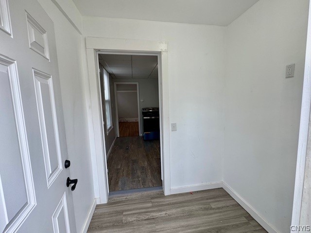 521 Main Street Oneida, NY 13421 - Photo 8 of 31 Rear mudroom - down