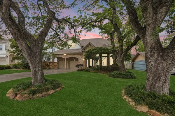 $1,150,000 | 4714 Holt Street, Bellaire, TX 77401