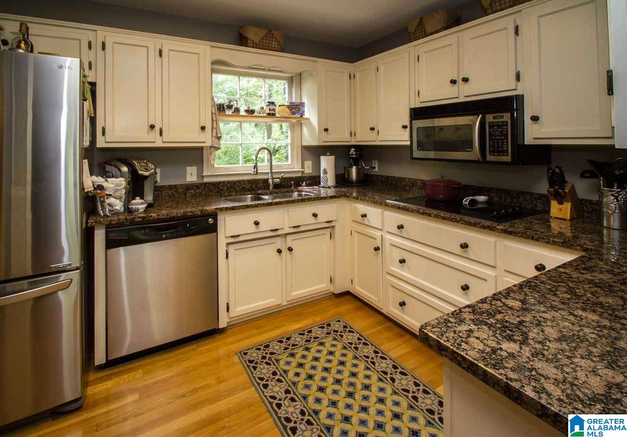2157 Partridge Berry Road Birmingham, AL 35244 - Photo 11 of 33