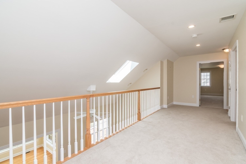 20 Bridge Road, Unit 33 Northampton, MA 01062 - Photo 27 of 38