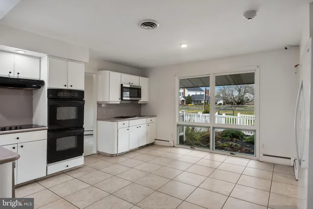 $575,000 | 51 Arneys Mt Road, Pemberton, NJ 08068