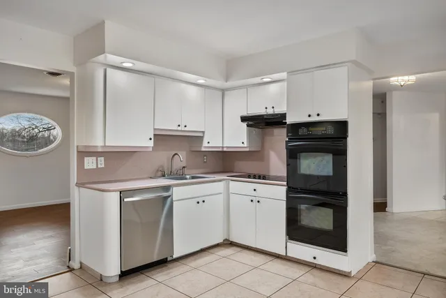 $575,000 | 51 Arneys Mt Road, Pemberton, NJ 08068