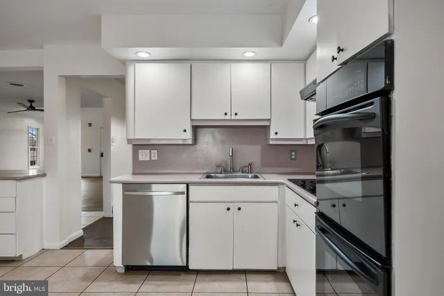 $575,000 | 51 Arneys Mt Road, Pemberton, NJ 08068