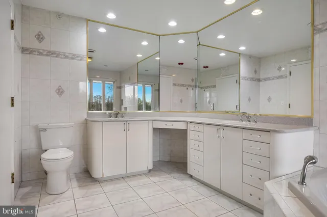 $575,000 | 51 Arneys Mt Road, Pemberton, NJ 08068