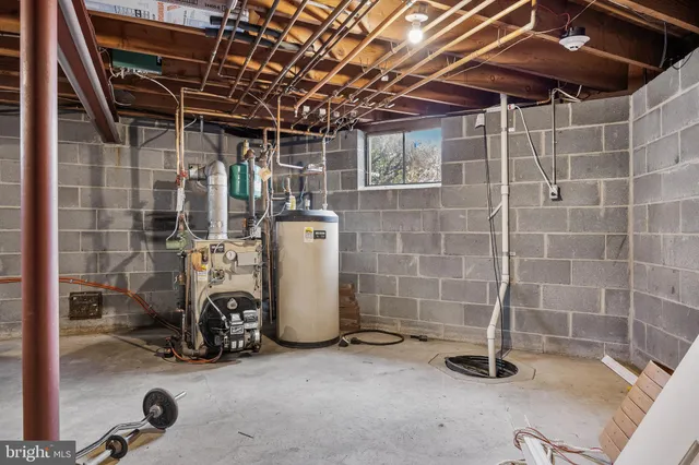 $575,000 | 51 Arneys Mt Road, Pemberton, NJ 08068