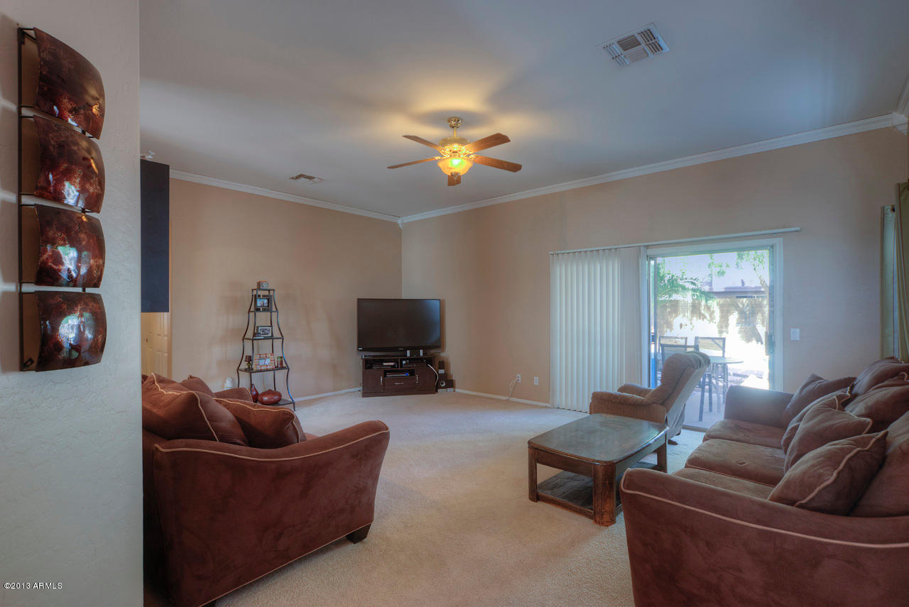 668 East Ranch Road Gilbert, AZ 85296 - Photo 9 of 25 ranch_09