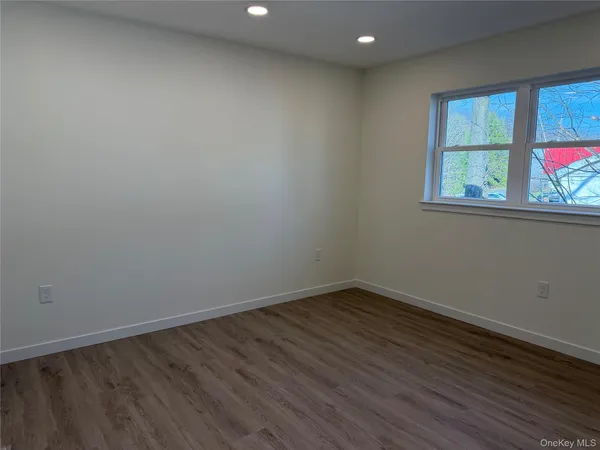 $2,000 | 5 Colonial Drive, Unit 8, Wappingers Falls, NY 12590