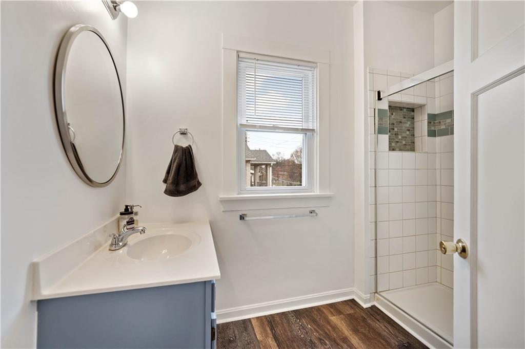 527 Coraopolis Road Coraopolis, PA 15108 - Photo 16 of 25 Gallery Image 16