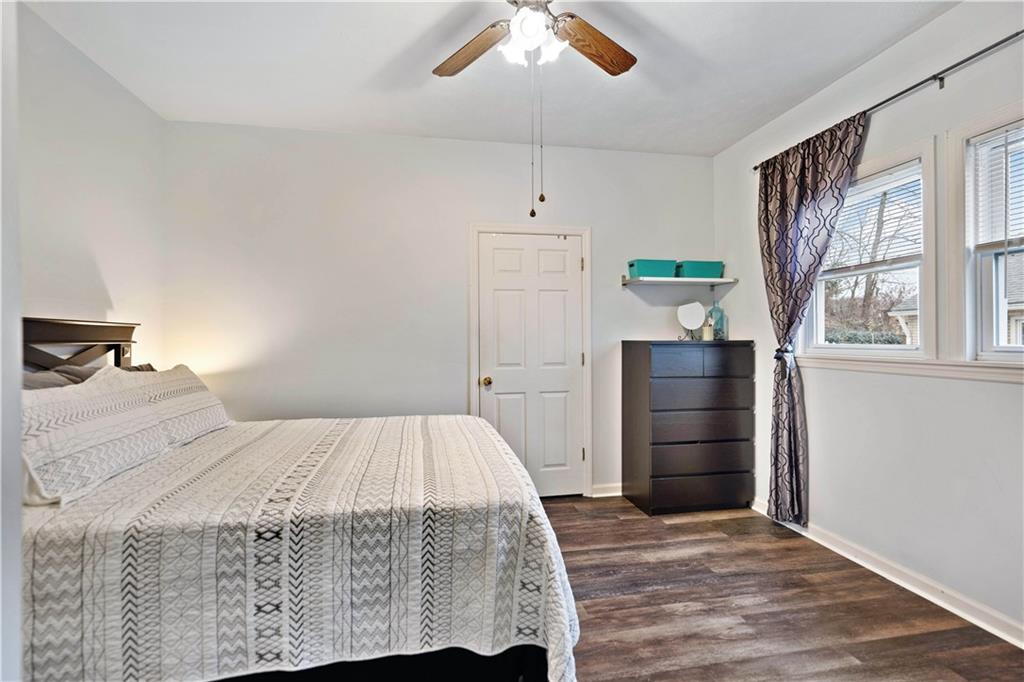 527 Coraopolis Road Coraopolis, PA 15108 - Photo 17 of 25 Gallery Image 17