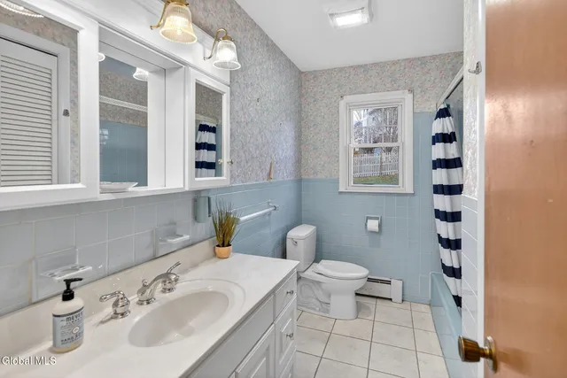 $349,900 | 54 Normanside Drive, Albany, NY 12208