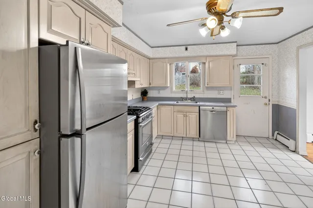 $349,900 | 54 Normanside Drive, Albany, NY 12208