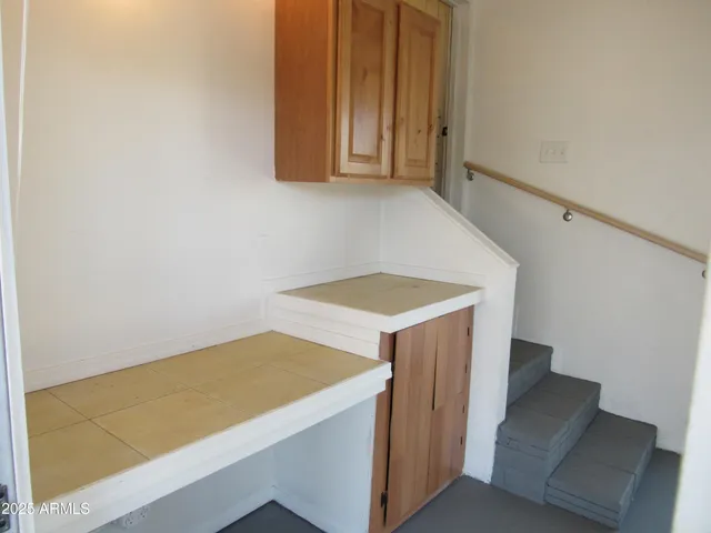 a view of utility room