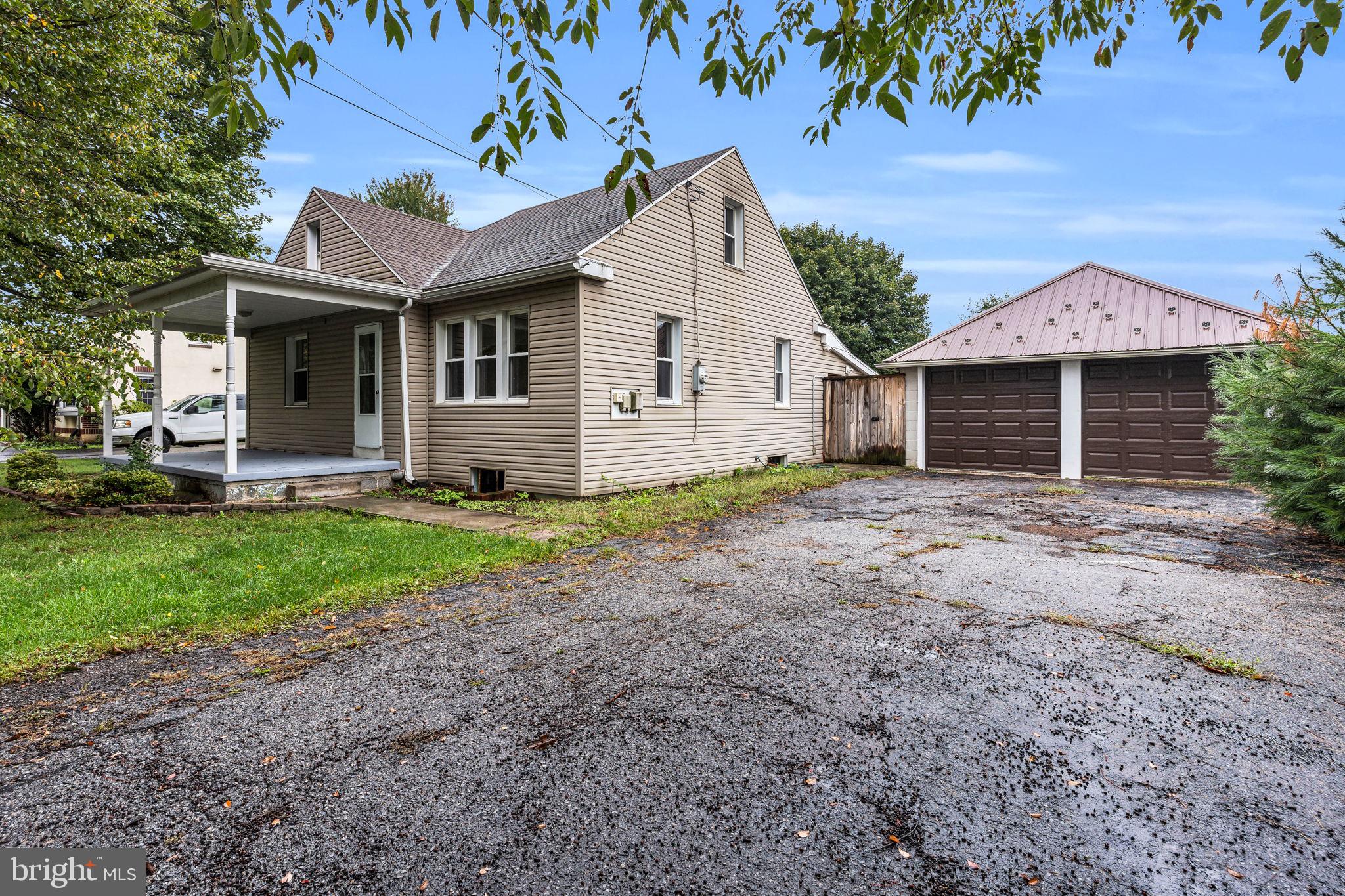 1460 Walnut Bottom Road Carlisle, PA 17015 - Photo 2 of 24