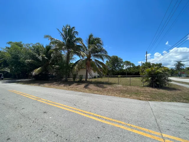 $650,000 | 821 Southwest 4th Avenue, Delray Beach, FL 33444