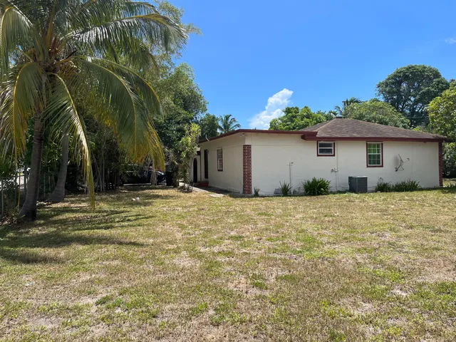 $650,000 | 821 Southwest 4th Avenue, Delray Beach, FL 33444