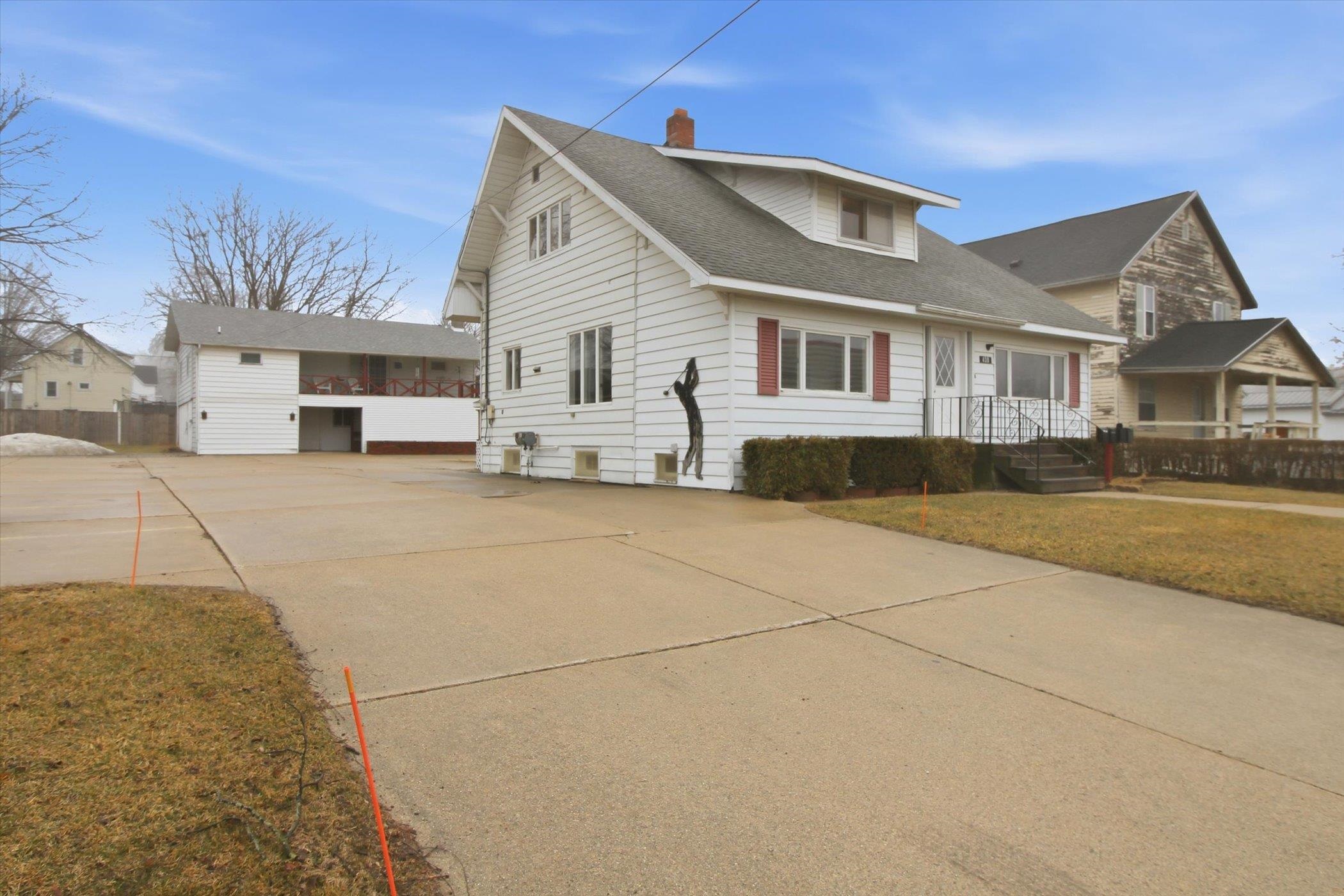 430 Bridge Avenue Alma, MI 48801 - Photo 2 of 66