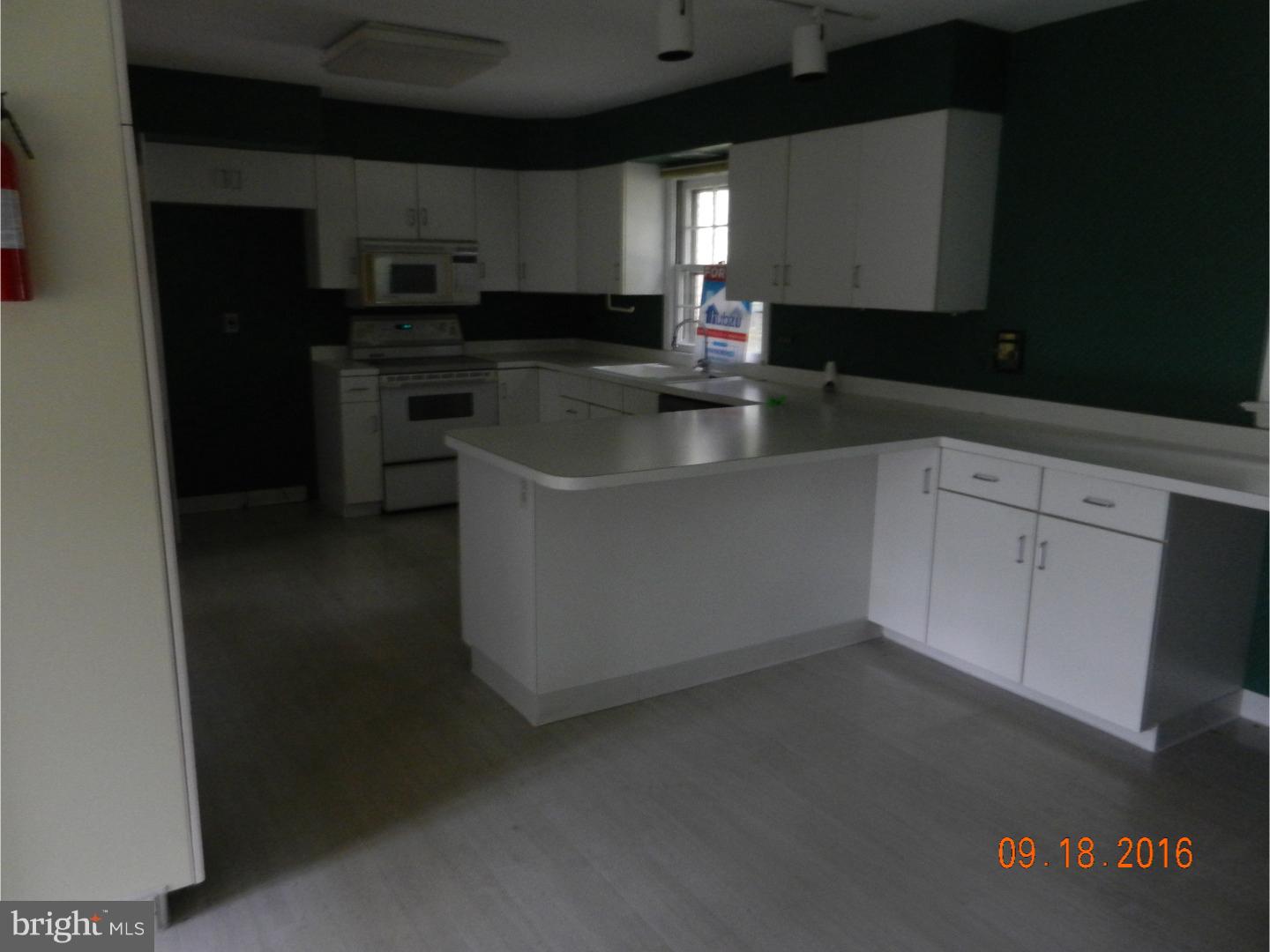 1015 Mercer Road Princeton, NJ 08540 - Photo 3 of 5