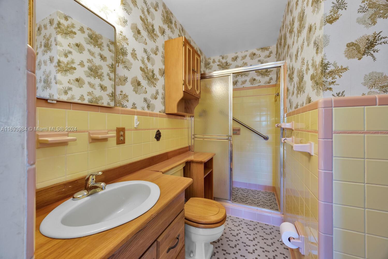 8510 Southwest 45th Street Miami, FL 33155 - Photo 14 of 28 Gallery Image 14
