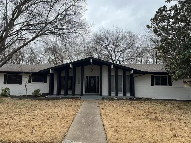 $470,000 | 310 Westpark Drive North, McKinney, TX 75071