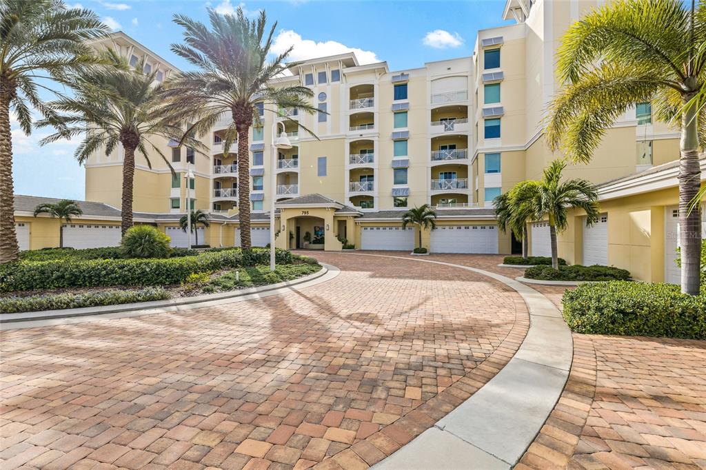 795 Collany Road, Unit 205 St. Petersburg, FL 33715 - Photo 4 of 67