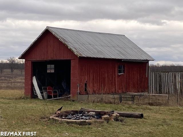 4797 Clinton Macon Road Clinton, MI 49236 - Photo 6 of 11