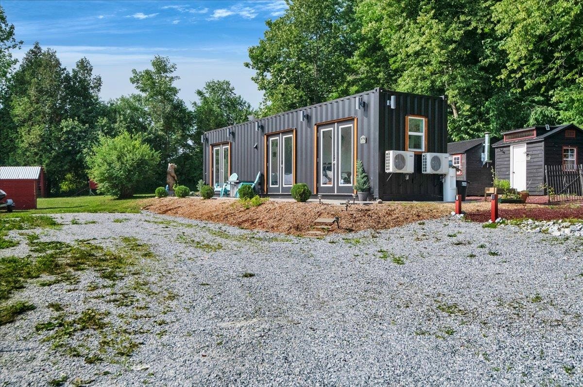 1450 Highway 30 Hubbardton, VT 05735 - Photo 10 of 54