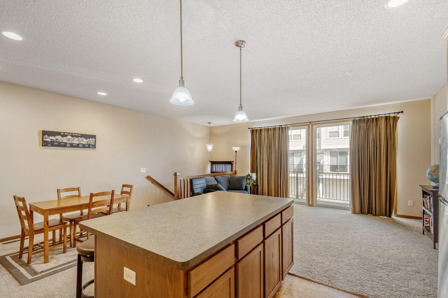 4615 Victor Path, Unit 6 Hugo, MN 55038 - Photo 13 of 34