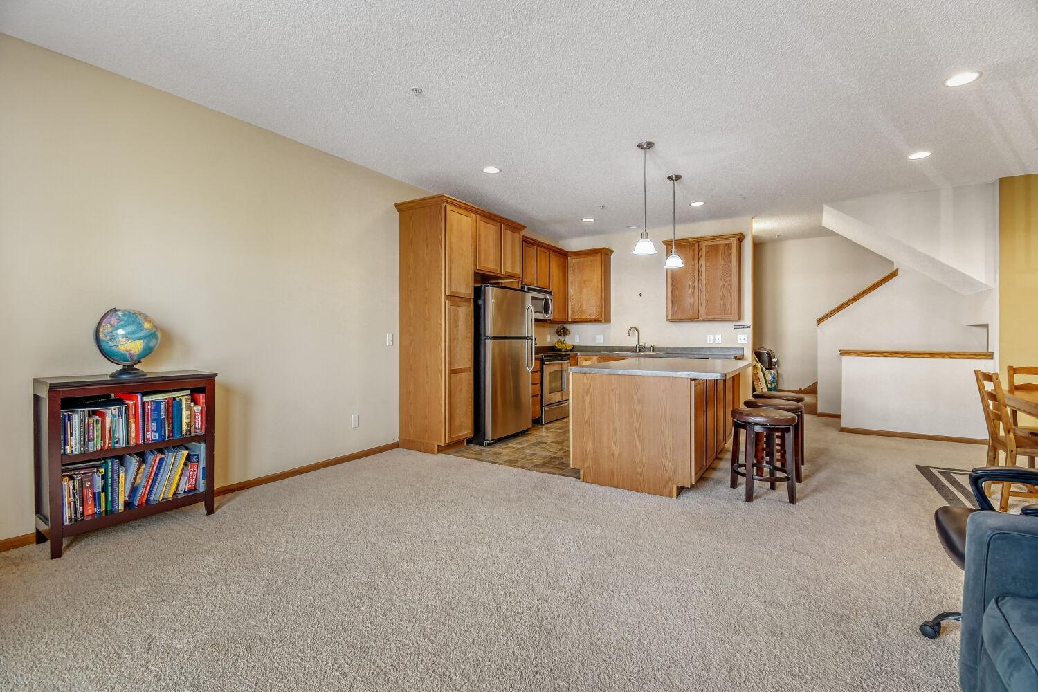 4615 Victor Path, Unit 6 Hugo, MN 55038 - Photo 15 of 34