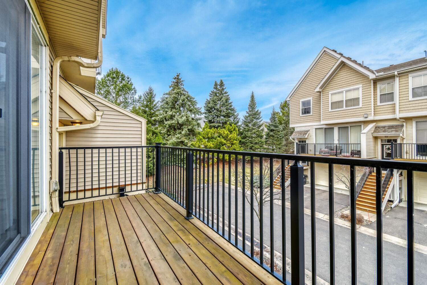 4615 Victor Path, Unit 6 Hugo, MN 55038 - Photo 2 of 34