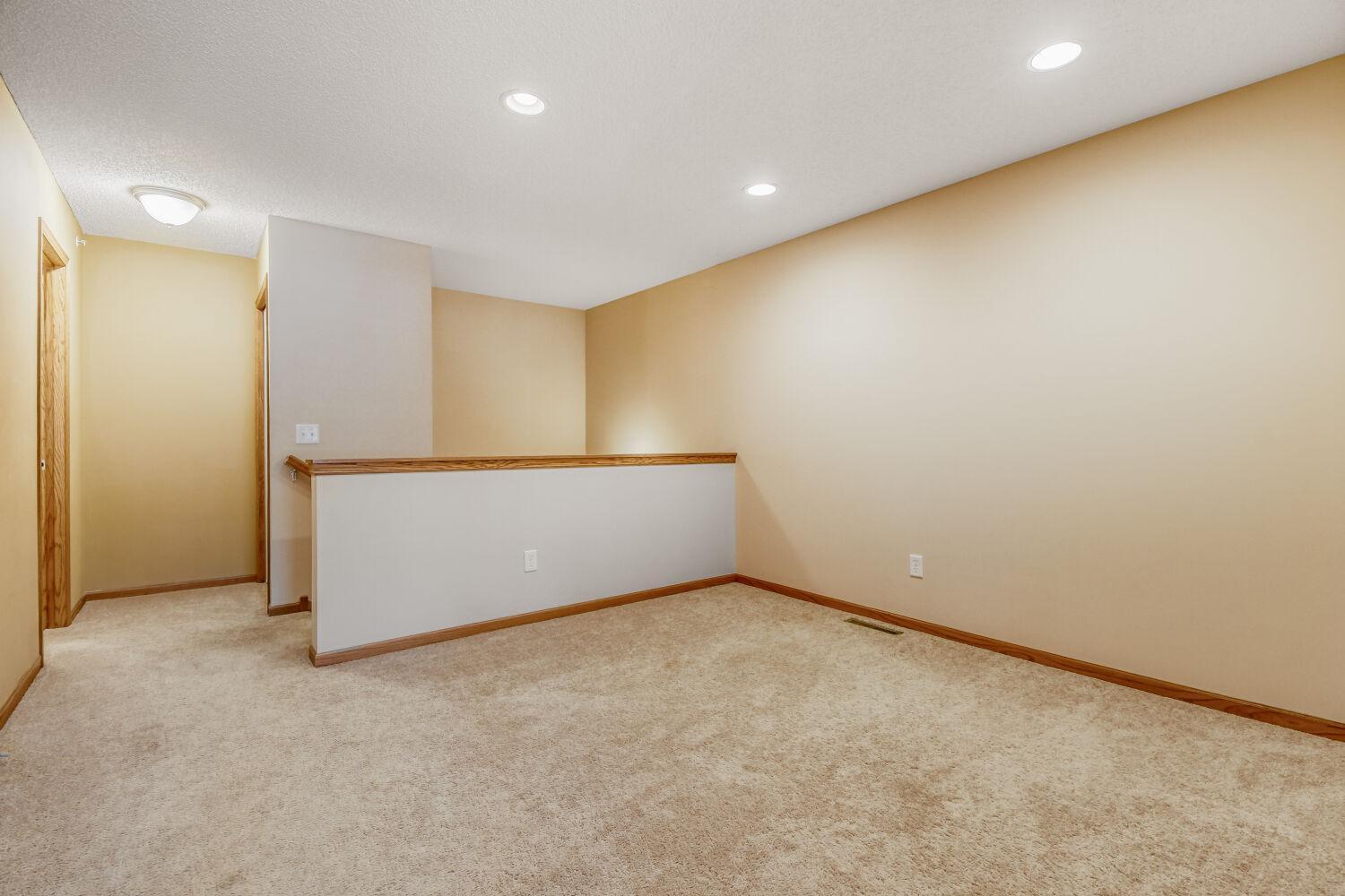 4615 Victor Path, Unit 6 Hugo, MN 55038 - Photo 28 of 34