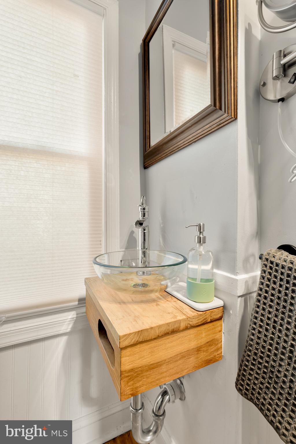 1670 Montello Avenue Northeast Washington, DC 20002 - Photo 15 of 47