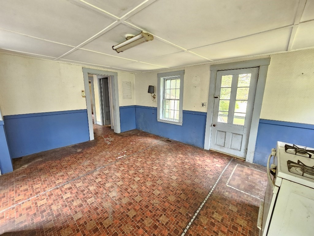 289 North Avenue Rochester, MA 02770 - Photo 24 of 24