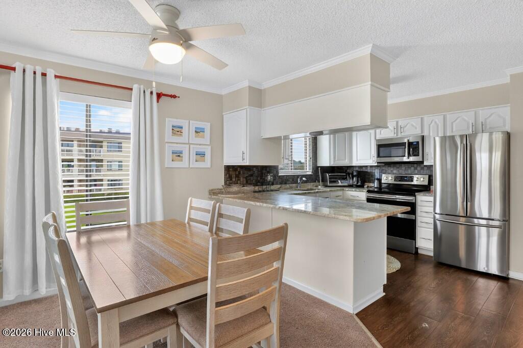 10300 Coast Guard Road, Unit A211 Emerald Isle, NC 28594 - Photo 7 of 24 Gallery Image 7