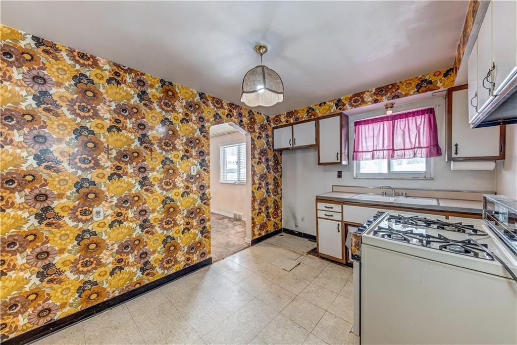 5239 Ranchview Drive Pittsburgh, PA 15236 - Photo 13 of 25 Gallery Image 13